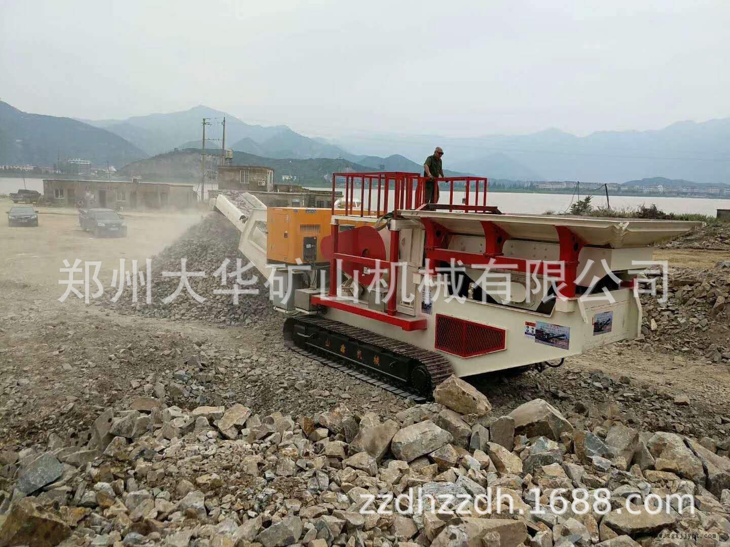 吉林延邊移動鄂式破碎站時產1500噸移動破碎站租賃