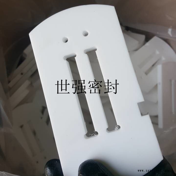 “四氟異形件”