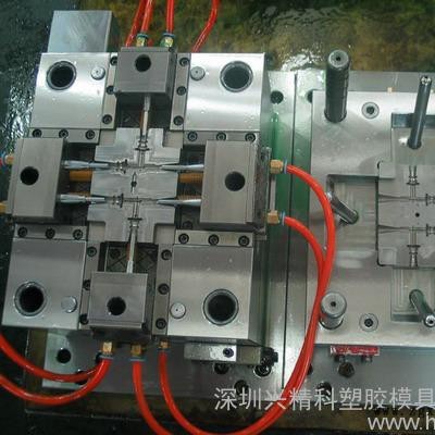黃巖大型注塑模具生產廠家-精科模具1