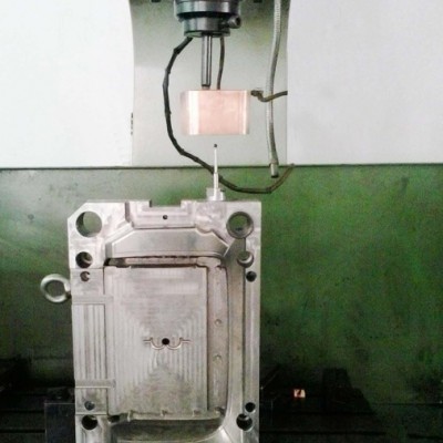 廠(chǎng)家生產(chǎn) 制造塑膠注塑模 五金工具 精密塑膠注塑模具
