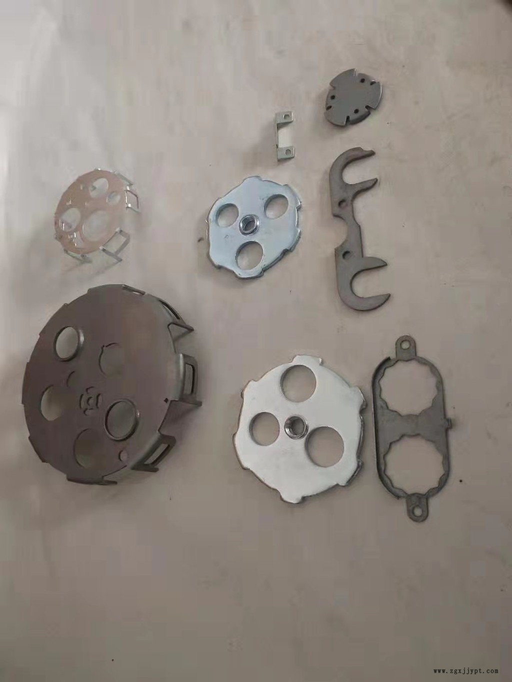 【 厚富】_不銹鋼線管封蓋_水管套壓板_傳感器配件模具定做 歡迎來電咨詢