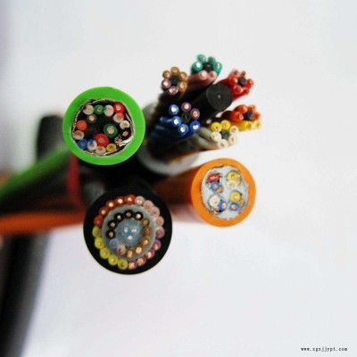 耐彎曲拖鏈電纜 TRVV電纜 鏟運(yùn)機(jī)電纜 機(jī)械手耐扭轉(zhuǎn)電纜 垃圾吊電纜 廠(chǎng)家直銷(xiāo) 價(jià)格優(yōu)惠